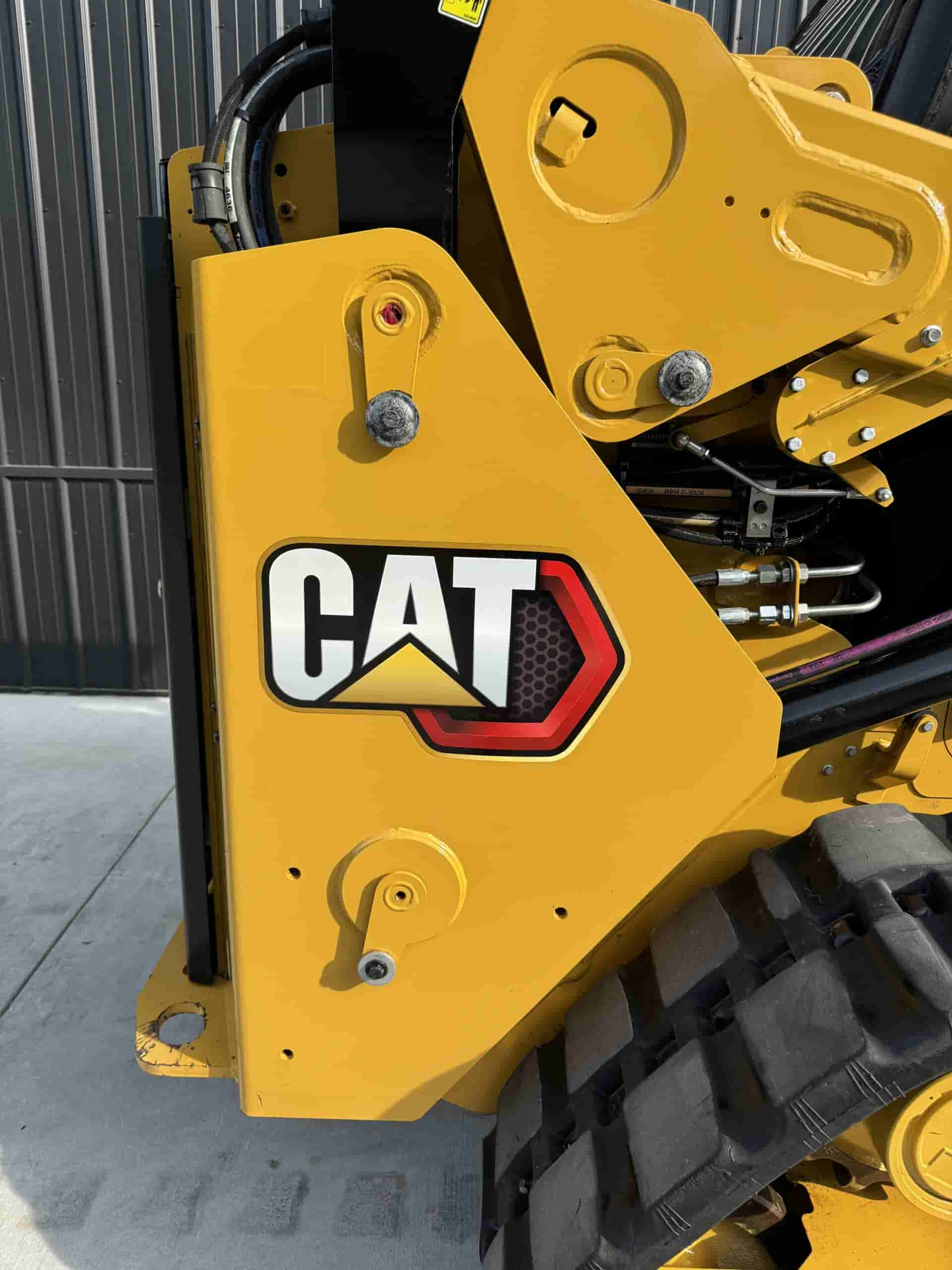 2022 CAT 259D3
